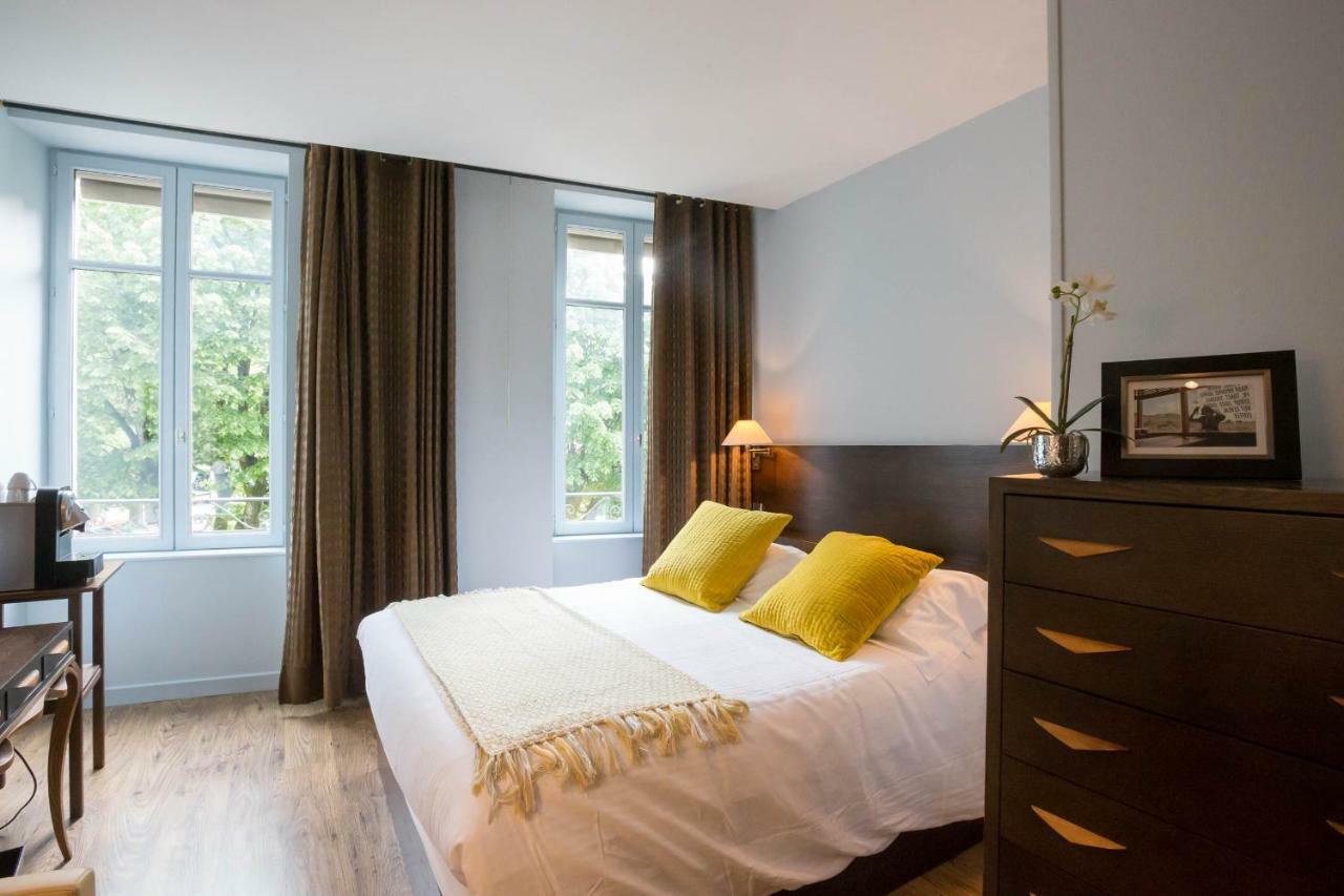 Les Chambres De L'Ecrit'Vin - En Plein Coeur Du Centre-Ville Beaune  Exteriör bild